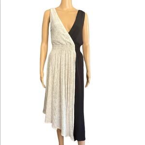 NWT Anthropologie Maeve Midi Dress M Casual Chic Two-Toned V Neck Black White